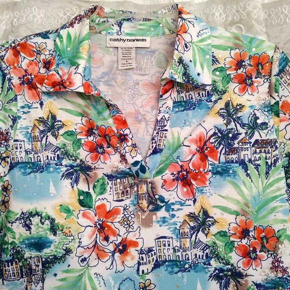 NWOT Hawaiian Style Top with sparkles; S-M - Picture 2 of 6